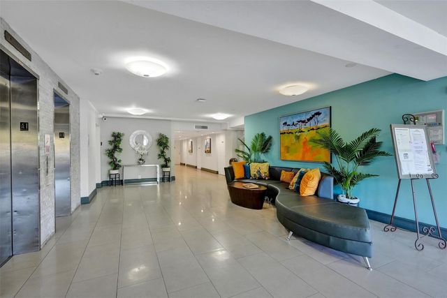 2681 S Course Drive 609, Pompano Beach, FL 33069