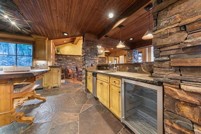 1768 Grouse Ridge Road, Truckee, CA 96161