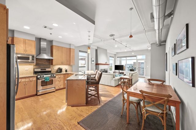 117 30th Ave N Apt 601, Nashville, TN 37203