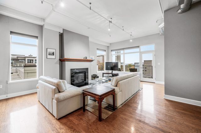 117 30th Ave N Apt 601, Nashville, TN 37203