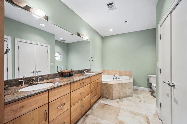 117 30th Ave N Apt 601, Nashville, TN 37203