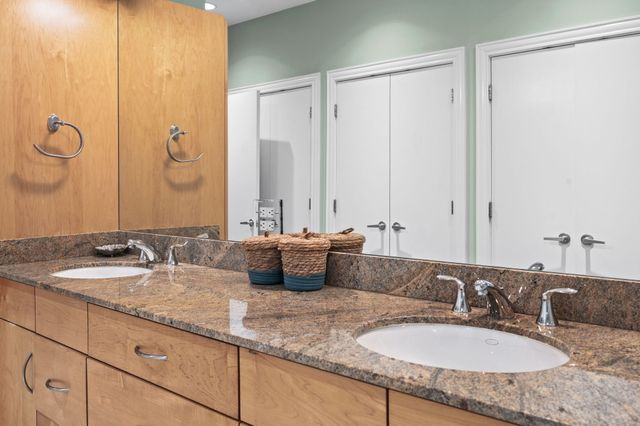 117 30th Ave N Apt 601, Nashville, TN 37203