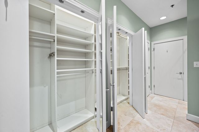 117 30th Ave N Apt 601, Nashville, TN 37203
