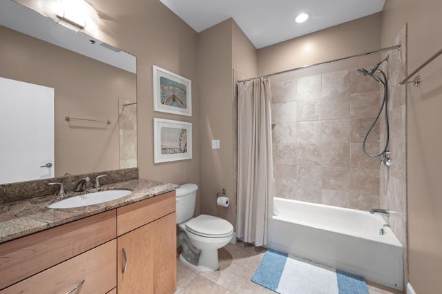 117 30th Ave N Apt 601, Nashville, TN 37203