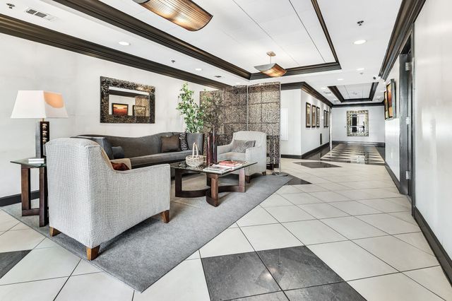 117 30th Ave N Apt 601, Nashville, TN 37203