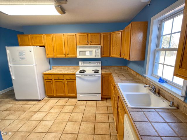 5765 G Snow Camp Road, Graham, NC 27253