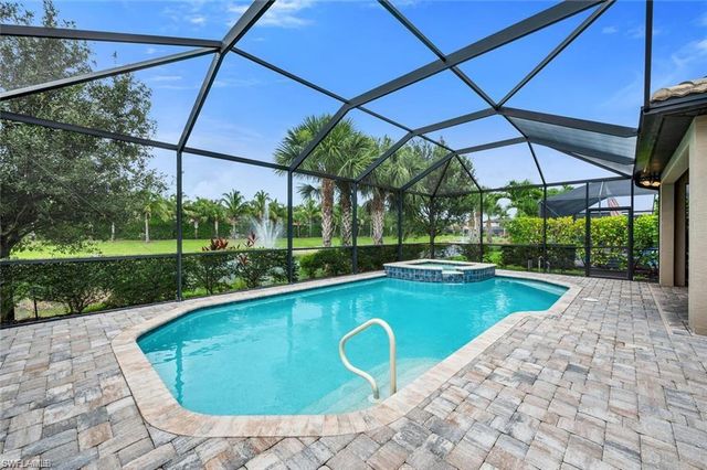 16273 Borelle CIR, Naples, FL 34110