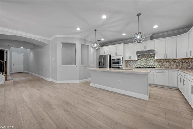 16273 Borelle CIR, Naples, FL 34110