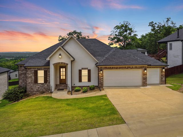 34 Sagamore Court, Maumelle, AR 72113