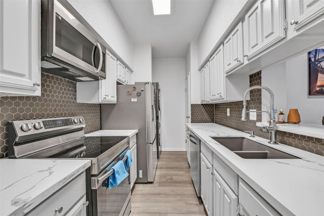 4001 Nasa Parkway 232, El Lago, TX 77586