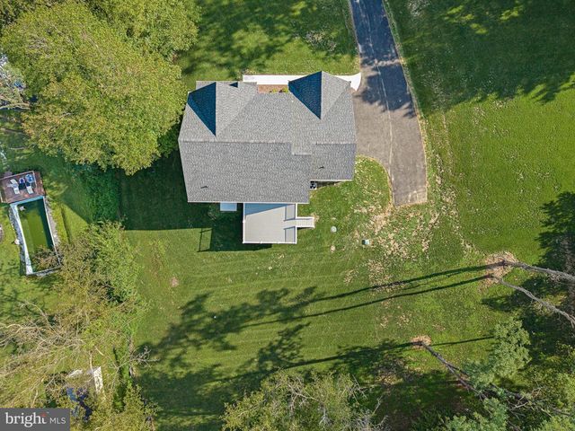 1935 GARDEN STATION RD, Avondale, PA 19311