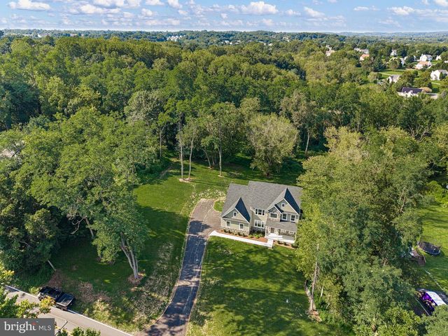 1935 GARDEN STATION RD, Avondale, PA 19311