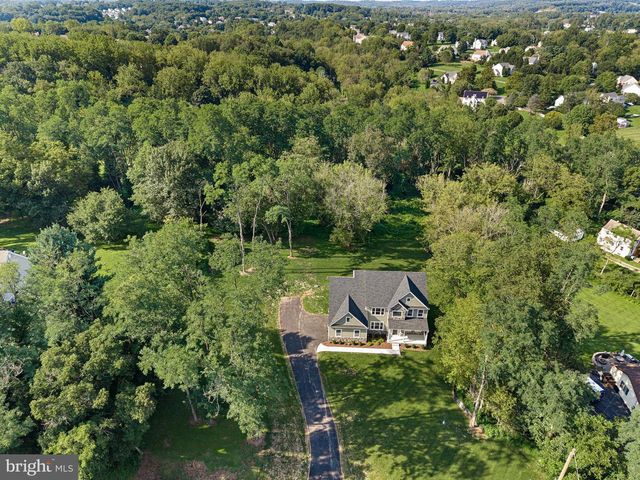 1935 GARDEN STATION RD, Avondale, PA 19311