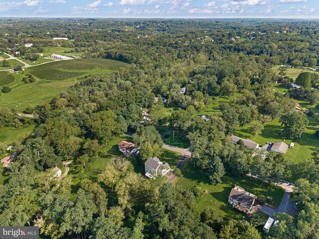 1935 GARDEN STATION RD, Avondale, PA 19311