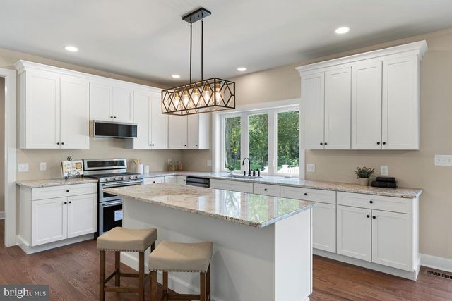 1935 GARDEN STATION RD, Avondale, PA 19311