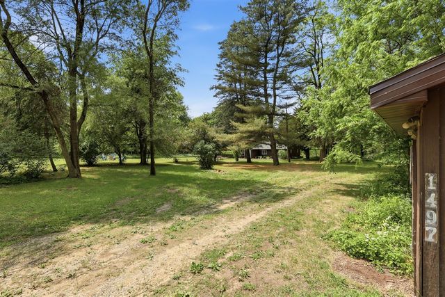 1497 W Dowling Road, Dowling, MI 49050