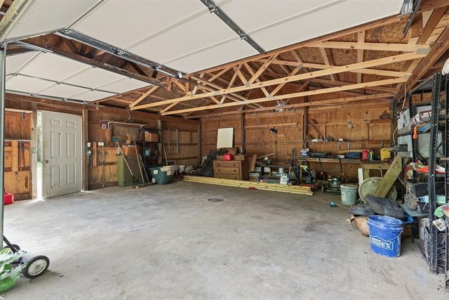 1497 W Dowling Road, Dowling, MI 49050