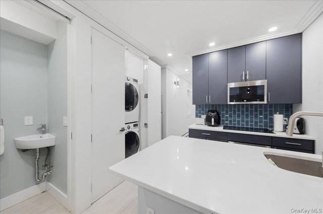 92 Elliott Avenue, Yonkers, NY 10705