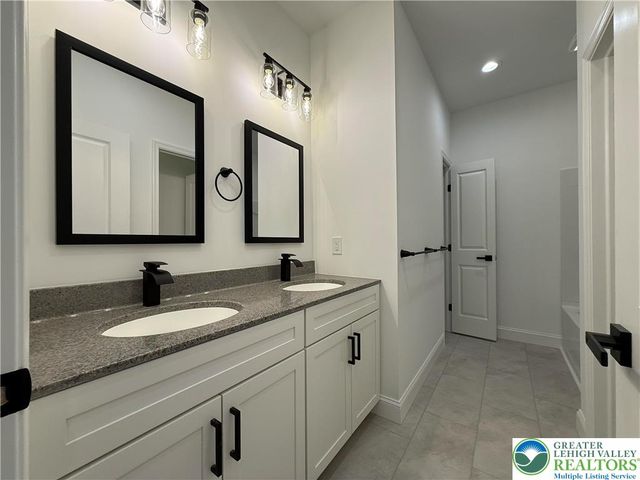 4119 Butternut Drive, Lehigh Twp, PA 18088