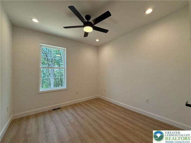 4119 Butternut Drive, Lehigh Twp, PA 18088