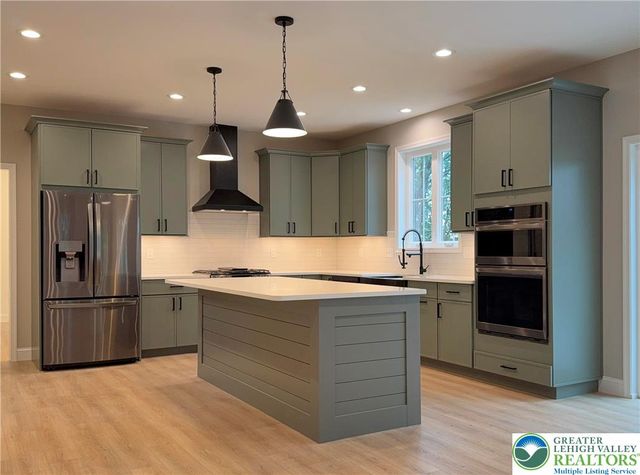 4119 Butternut Drive, Lehigh Twp, PA 18088