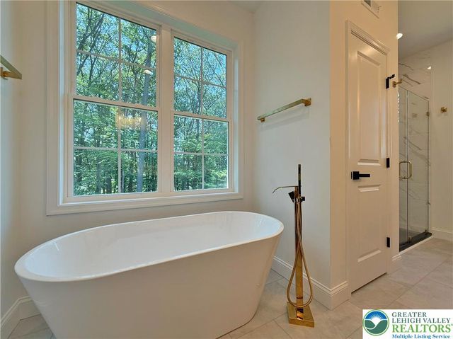 4119 Butternut Drive, Lehigh Twp, PA 18088