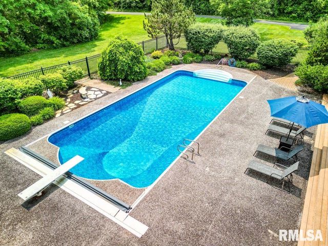 1112 W CEDAR HILLS Drive, Dunlap, IL 61525