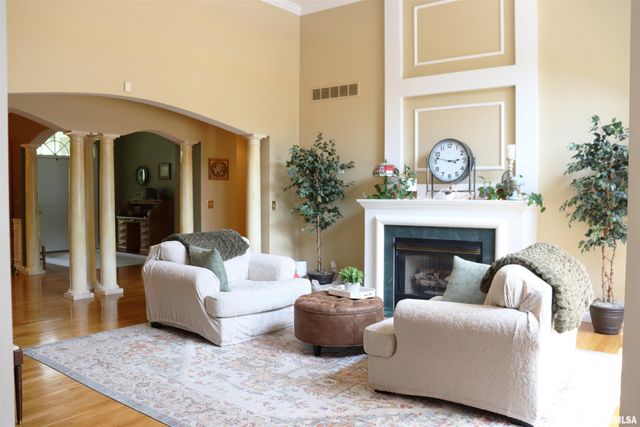 1112 W CEDAR HILLS Drive, Dunlap, IL 61525