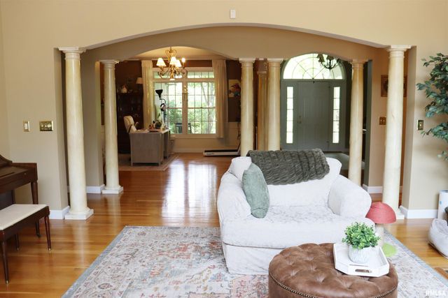 1112 W CEDAR HILLS Drive, Dunlap, IL 61525