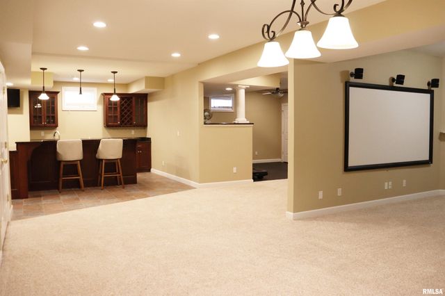 1112 W CEDAR HILLS Drive, Dunlap, IL 61525