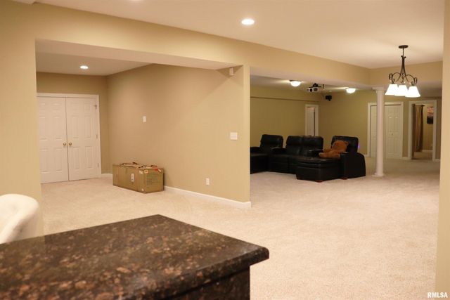 1112 W CEDAR HILLS Drive, Dunlap, IL 61525