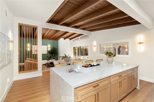 5611 Babbitt, Encino (los Angeles), CA 91316