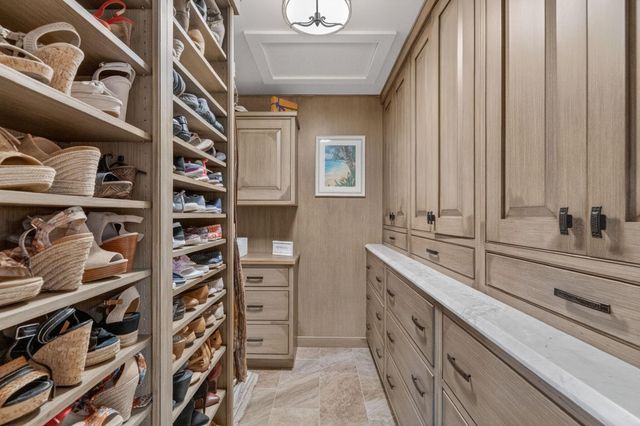 5212 Foxpointe Circle SE, Delray Beach, FL 33445