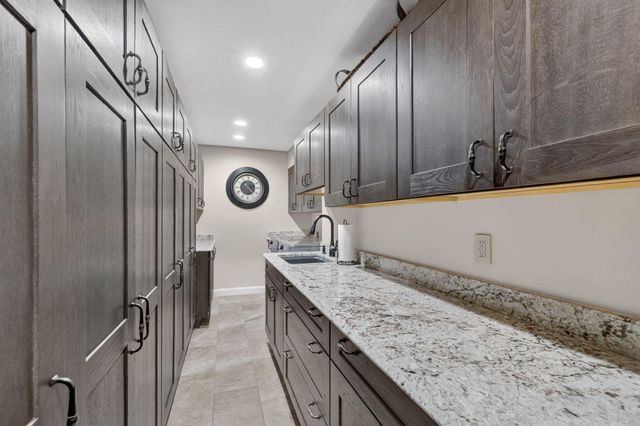 5212 Foxpointe Circle SE, Delray Beach, FL 33445