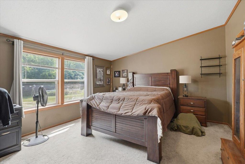 Image 11 of property listing at 1041 220th Avenue, New Richmond, WI 54017