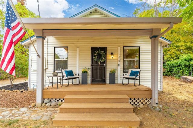 1240 Live Oak, Auburn, CA 95603