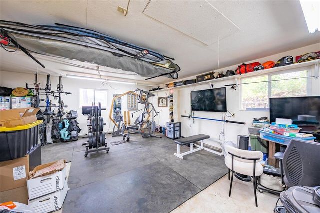 1240 Live Oak, Auburn, CA 95603