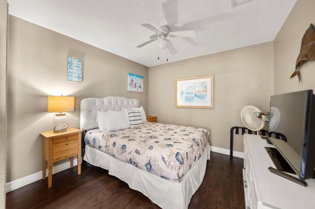 22819 Gulf Drive, Galveston, TX 77554