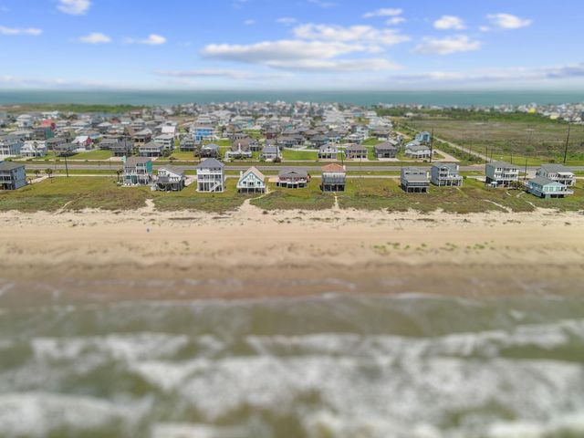 22819 Gulf Drive, Galveston, TX 77554