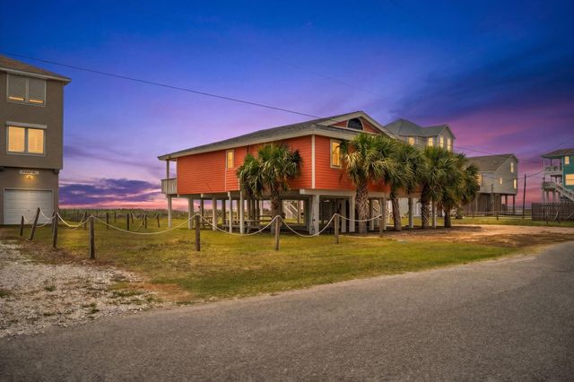 22819 Gulf Drive, Galveston, TX 77554