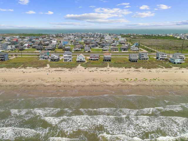 22819 Gulf Drive, Galveston, TX 77554