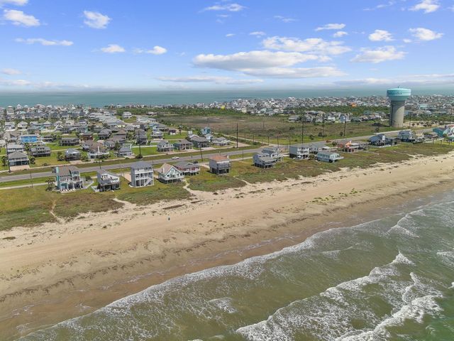 22819 Gulf Drive, Galveston, TX 77554