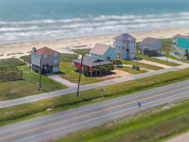 22819 Gulf Drive, Galveston, TX 77554