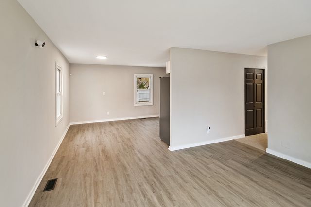 21704 CLYDE Avenue, Sauk Village, IL 60411