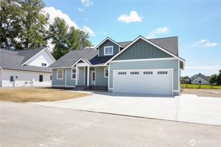 1204 E Georgia Lane, Everson, WA 98247