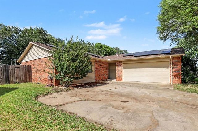 1913 Vanessa Drive, Norman, OK 73071