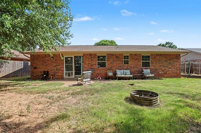 1913 Vanessa Drive, Norman, OK 73071