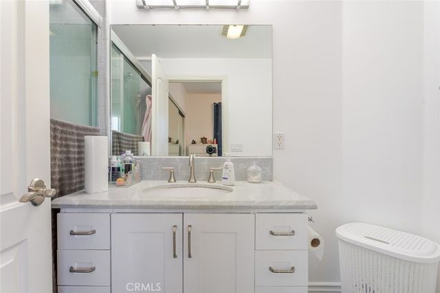 626 E Orange Grove Avenue 204, Burbank, CA 91501