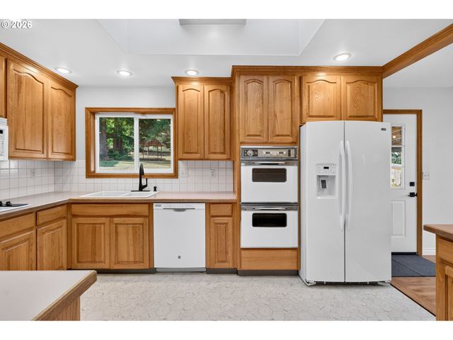 45643 Sw ETTERS Rd, Gaston, OR 97119