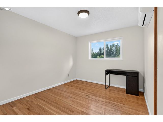 45643 Sw ETTERS Rd, Gaston, OR 97119